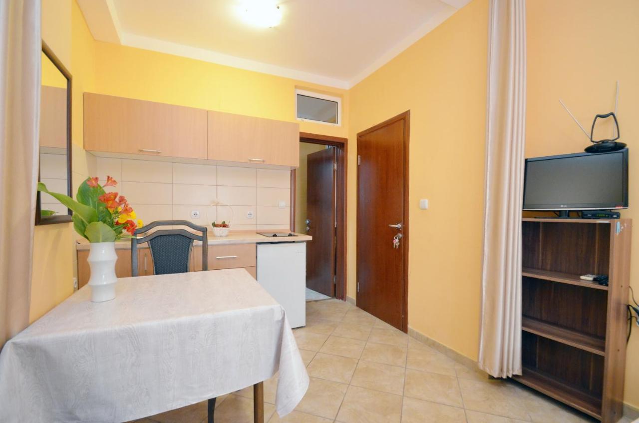 Tau Mir I Dobro Apartamento Kotor Exterior foto