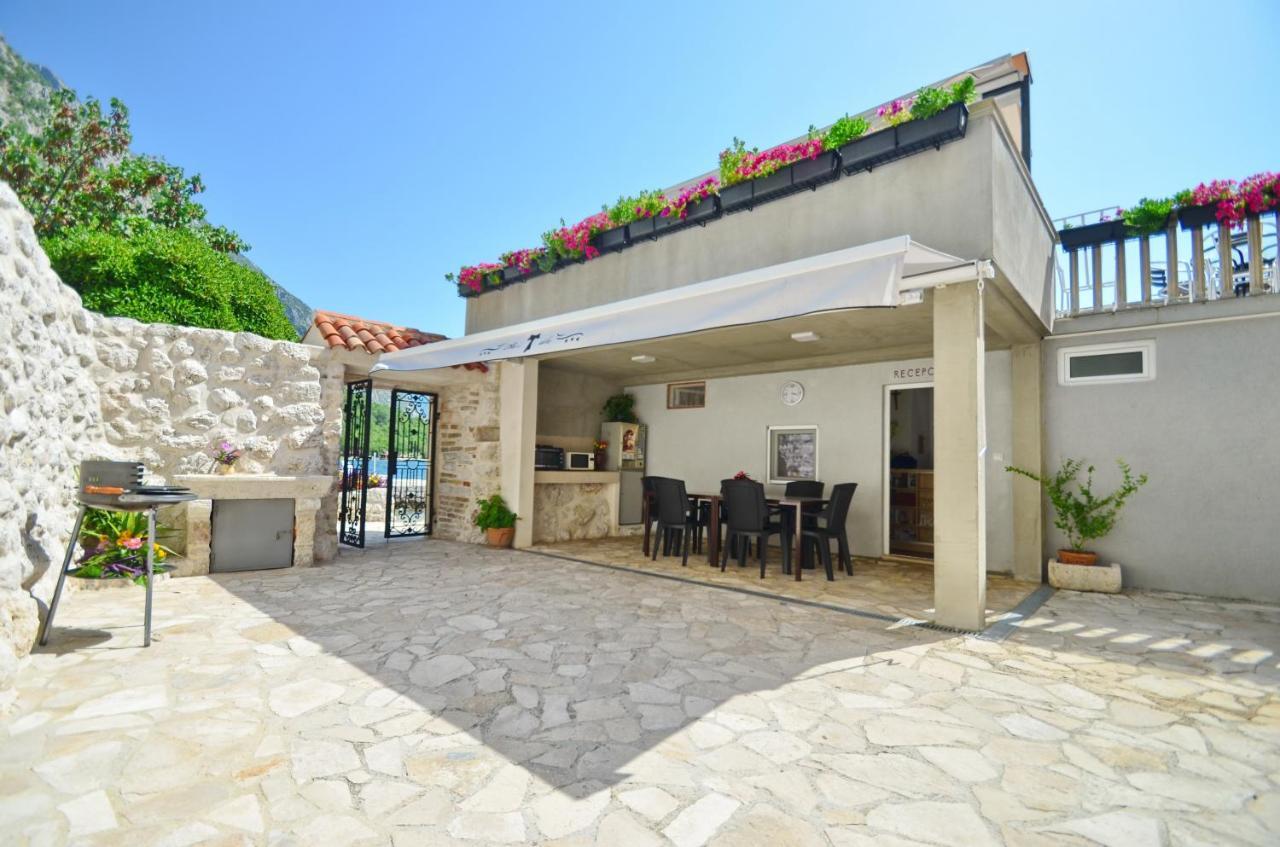 Tau Mir I Dobro Apartamento Kotor Exterior foto
