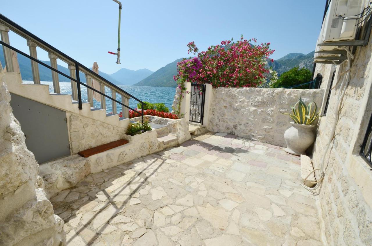 Tau Mir I Dobro Apartamento Kotor Exterior foto